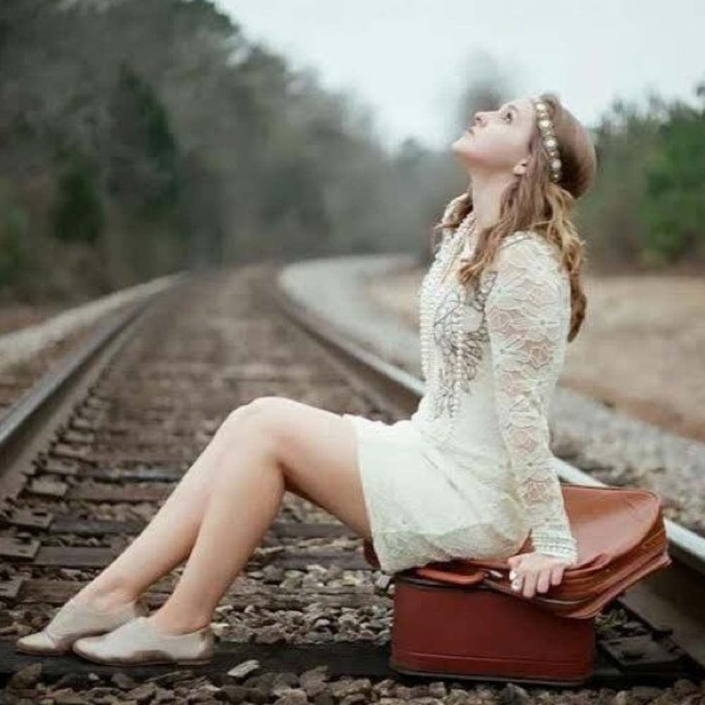 Vintage Lace Long Sleeve Dress